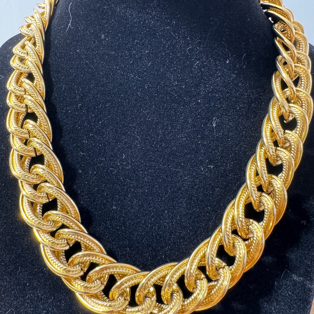 Anne Klein  Goldtone Thick Chain Necklace Vintage